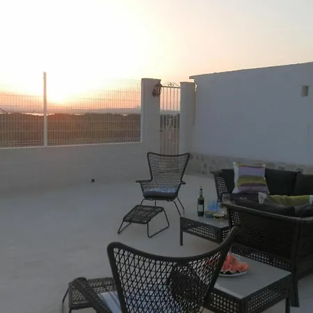 Salt Near And * Торевьиа