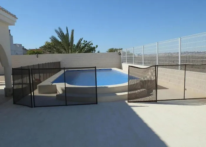 Salt Near And 빌라 또레비에하